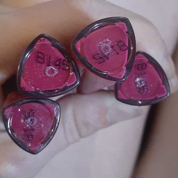 Stay satin liquid lip colour - Picture 2 of 2